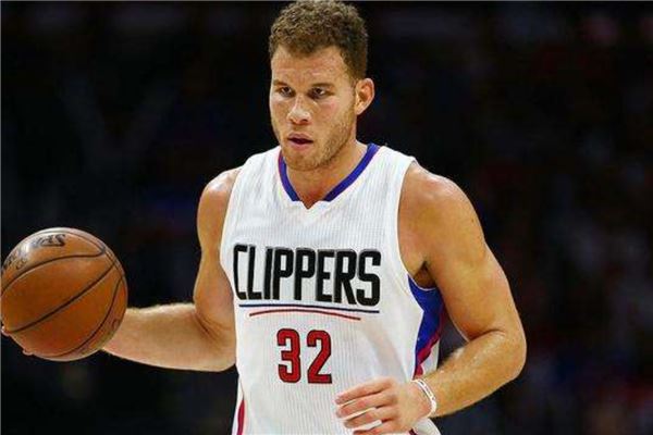 但在防守端 但在防守端