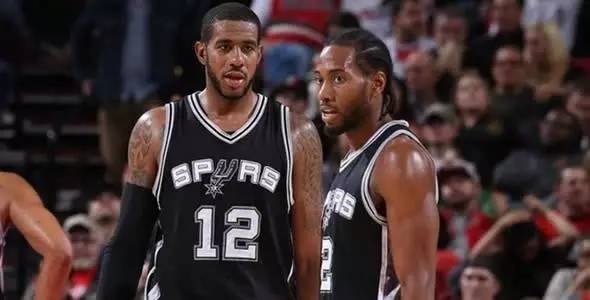 馬丁內斯与 馬丁內斯与