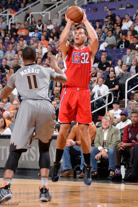 库里缺阵维金斯24分施罗德17+9 勇士力克灰熊.