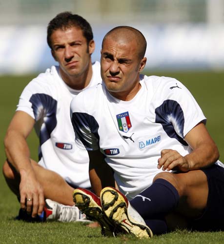 欧冠：曼彻斯特市队以4比0轻取斯洛万队