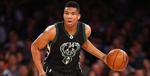 战术迎巨变？世界体育报：巴萨签尼科将重组进攻体系 两翼齐飞可解放拉菲尼亚