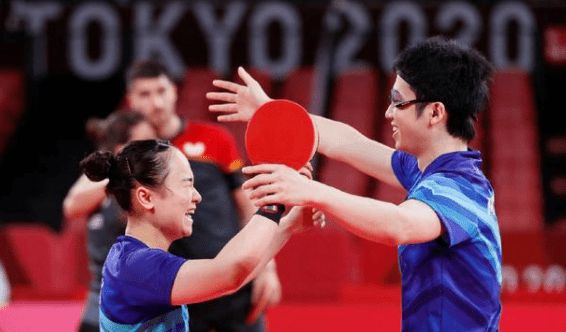 [高尔夫]世界排名：坎贝尔夺冠进入前100 克鲁斯维克216位.